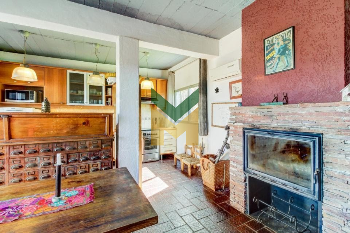 Casa ID.5635 - Casa en venta 4 dormitorios - Balneario Buenos Aires.