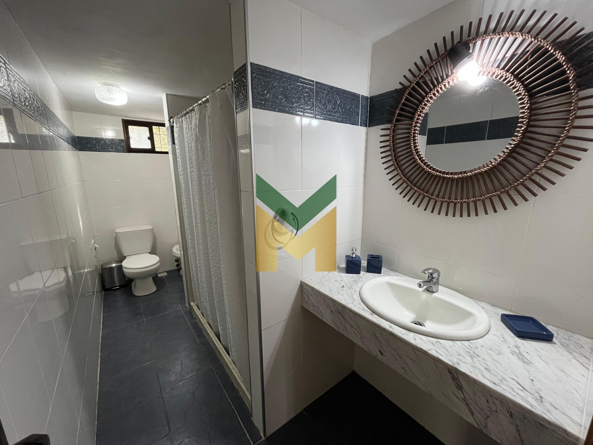 Casa ID.6193 - Jardines de cordoba - Proximo a los colegios 3 dormitorios.