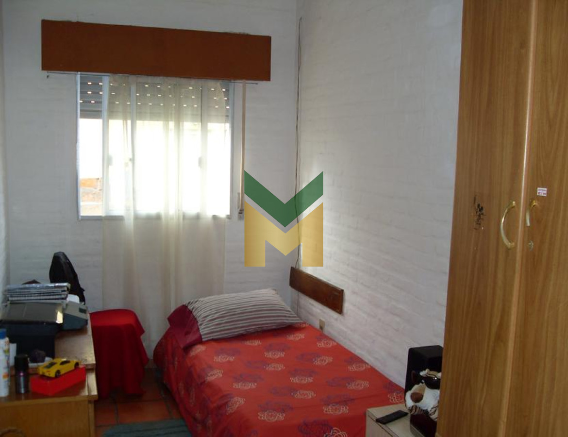 Casa ID.5772 - Casa en venta - Lausana 3 dormitorios + Dep completa.