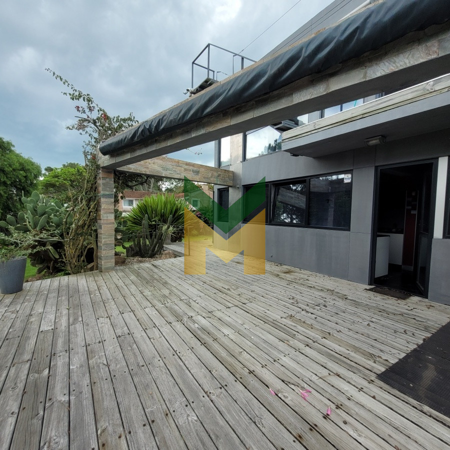 Casa ID.3140 - Espetacular casa en venta en rincón del indio 