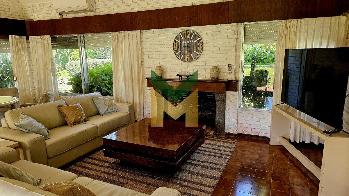 Casa ID.6108 - Casa en venta - 4 dormitorios Playa Mansa