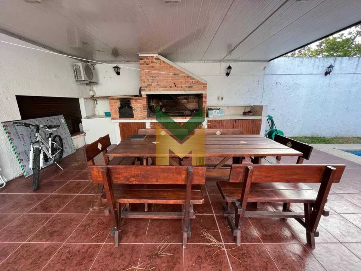 Casa ID.1882 - Casa en venta , Cantegril , Punta Del Este 