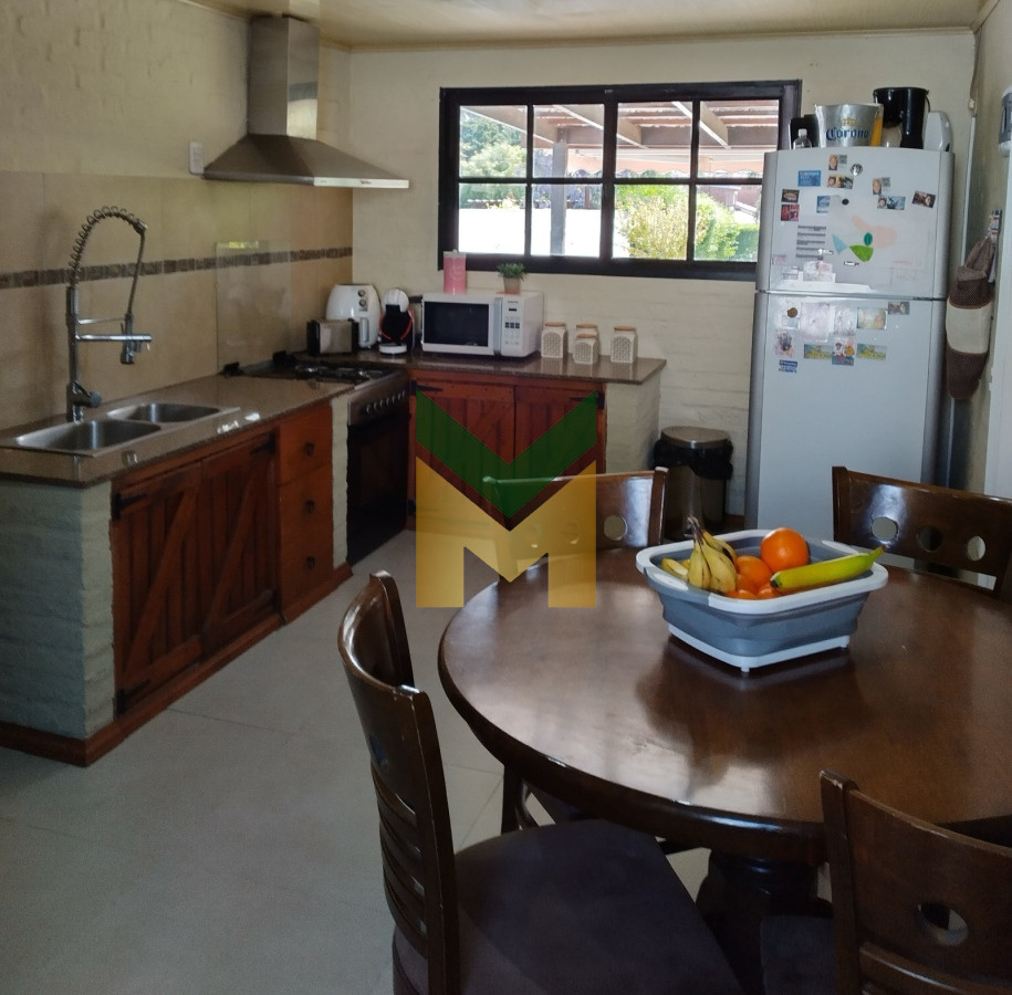 Casa ID.3429 - Casa En alquiler de verano y Venta Punta Del Este, Pinares.