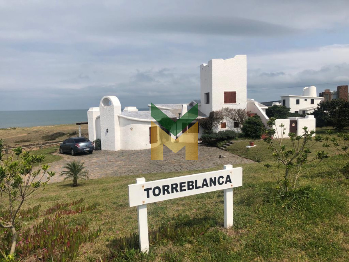 casa en alquiler, primera línea, playa mansa - vlx458c
