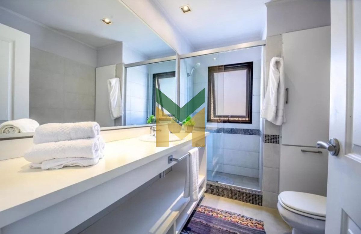 Casa ID.3990 - Casa en venta en barrio privado zona Pinares, Punta del Este 