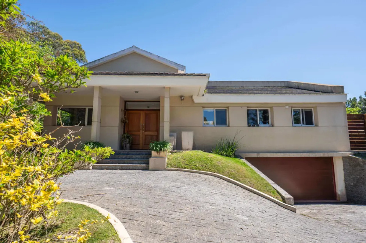 Imagen de La Residence 4 dormitorios con piscina y barbacoa.