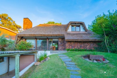 ALQUILO CASA PARA TEMPORADA, 3 DORMITORIOS, 2 BAÑOS, PARRILLERO, PUNTA DEL ESTE.