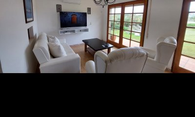 CASA EN VENTA Y ALQUILER DE TEMPORADA LA JUANITA.