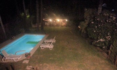 Casa en venta y alquiler temporario - Pinares.