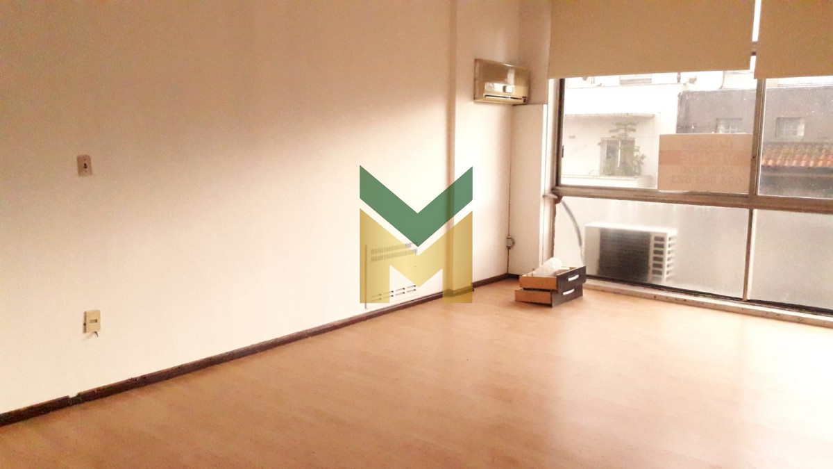 Local Comercial ID.336 - Oficina en Venta en Centro de Montevideo