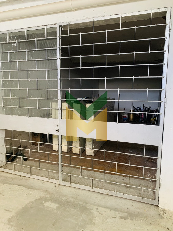 Local Comercial ID.1207 - Local comercial con cámara de frío, sobre Avenida a pasos del Centro de Maldonado
