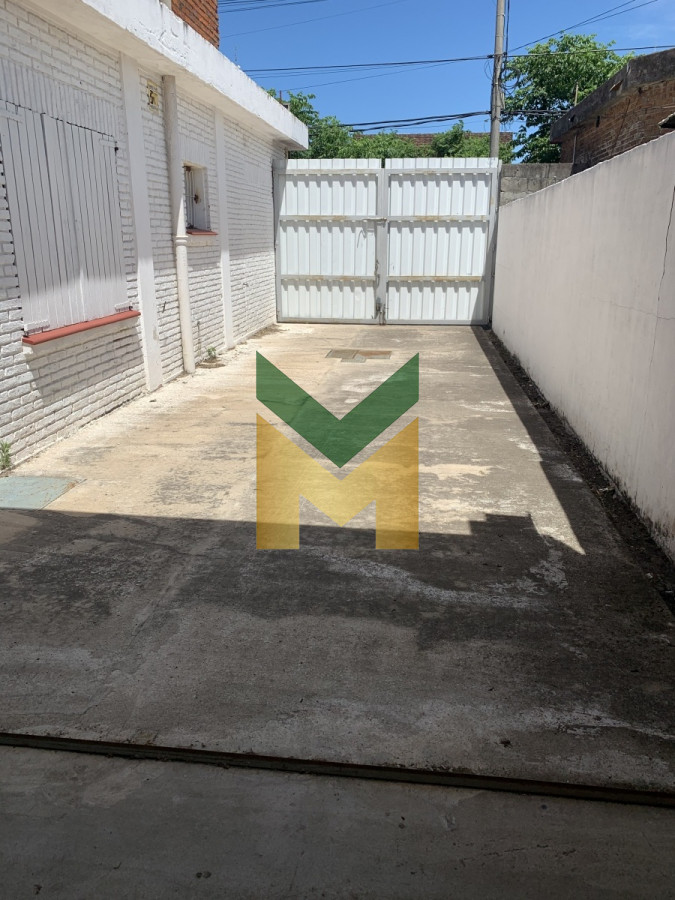 Local Comercial ID.1207 - Local comercial con cámara de frío, sobre Avenida a pasos del Centro de Maldonado