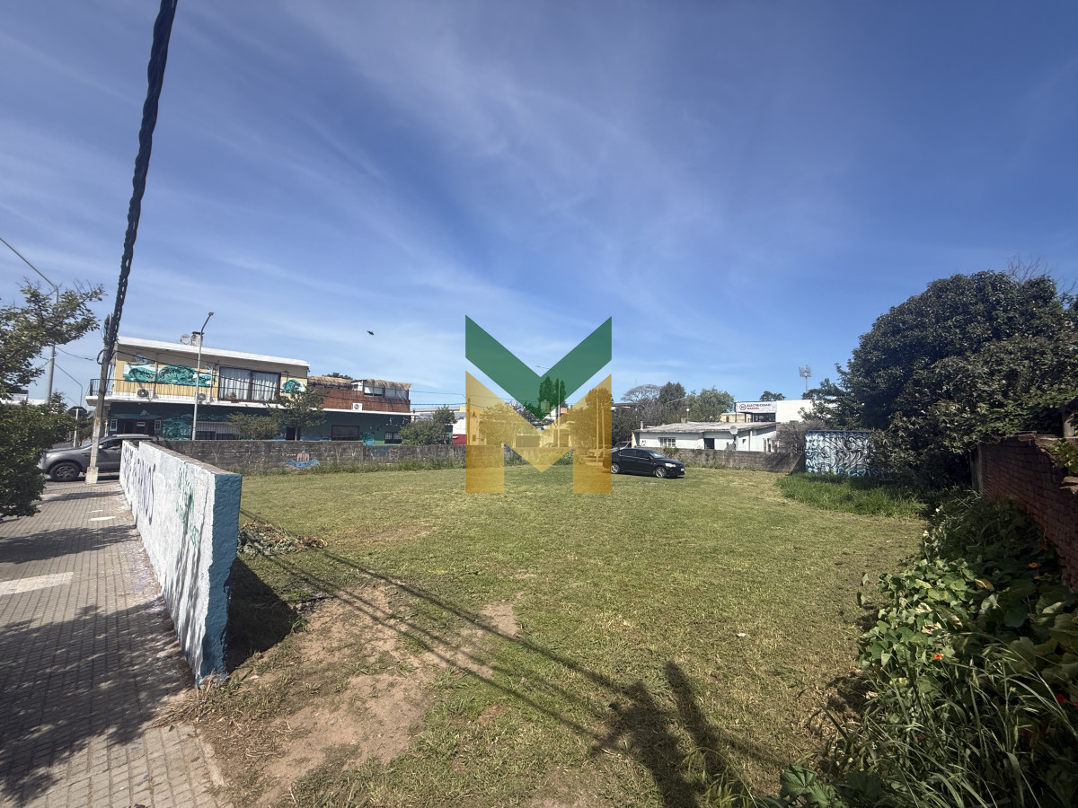 Terreno ID.6870 - Terreno a la Venta en centro de Maldonado 