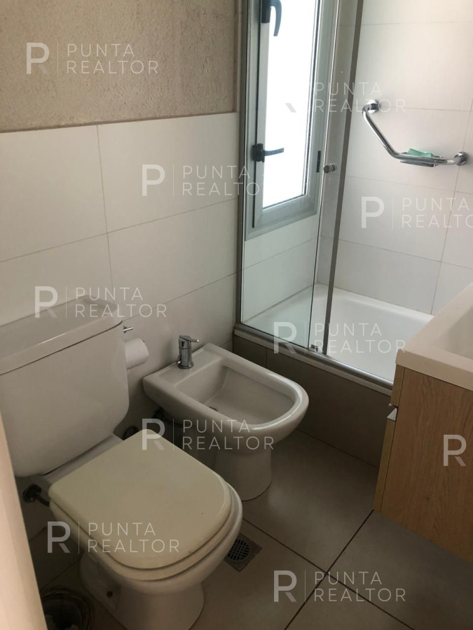 Apartamento ID.1650 - Apartamento en La Barra, luminoso y bien equipado, 3 Dormitorios, Piscina y Parillero
