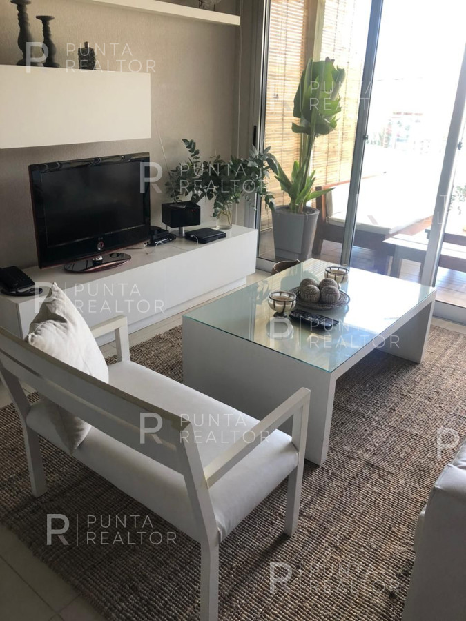 Apartamento ID.1650 - Apartamento en La Barra, luminoso y bien equipado, 3 Dormitorios, Piscina y Parillero