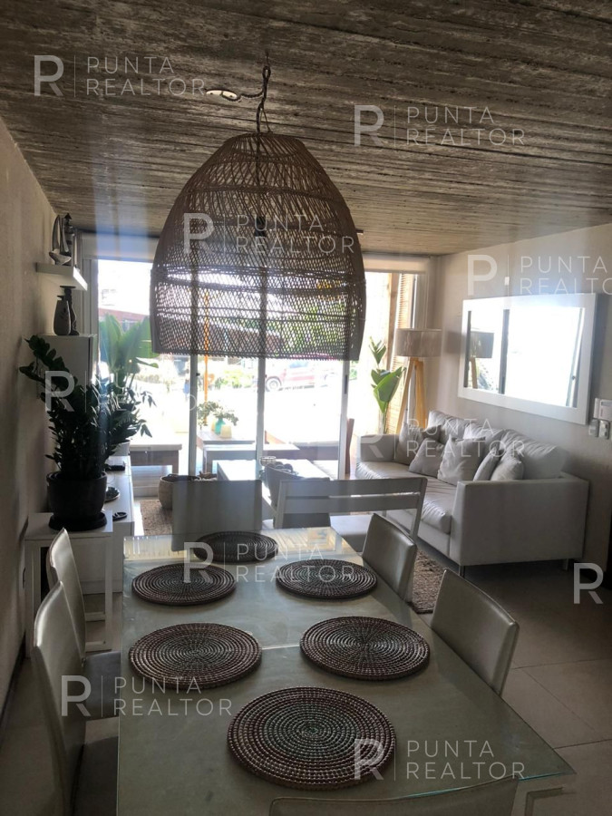 Apartamento ID.1650 - Apartamento en La Barra, luminoso y bien equipado, 3 Dormitorios, Piscina y Parillero