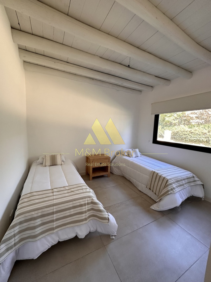 Casa ID.154 - Bosques del Mar  Barrio Privado  Parque Burnett