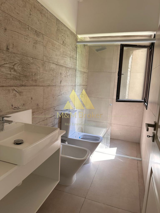 Casa ID.154 - Bosques del Mar  Barrio Privado  Parque Burnett