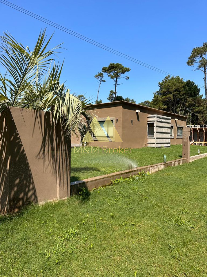 Casa ID.154 - Bosques del Mar  Barrio Privado  Parque Burnett