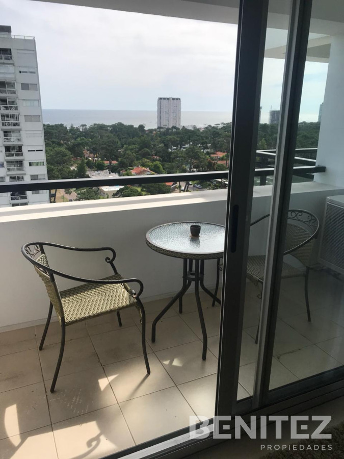 Apartamento ID.9372 - Venta sobre Avenida Roosevelt, Oportunidad!