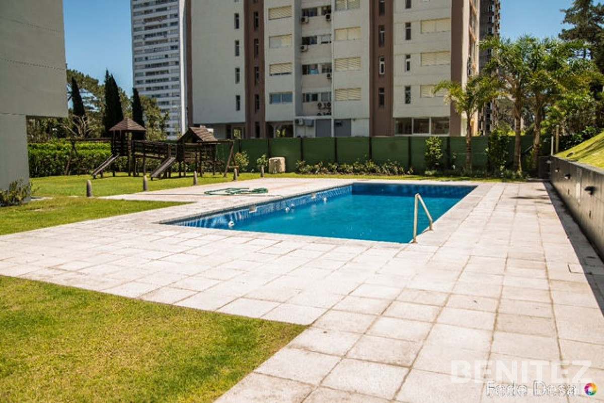 Apartamento ID.9372 - Venta sobre Avenida Roosevelt, Oportunidad!