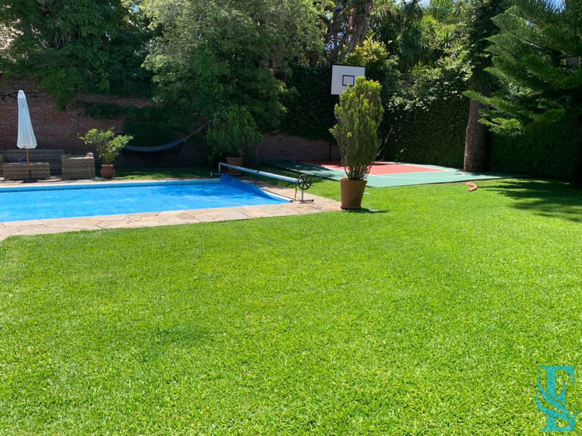 Casa ID.196 - Casa en venta Avenida Roosevelt, Punta del Este 4 dormitorios .
