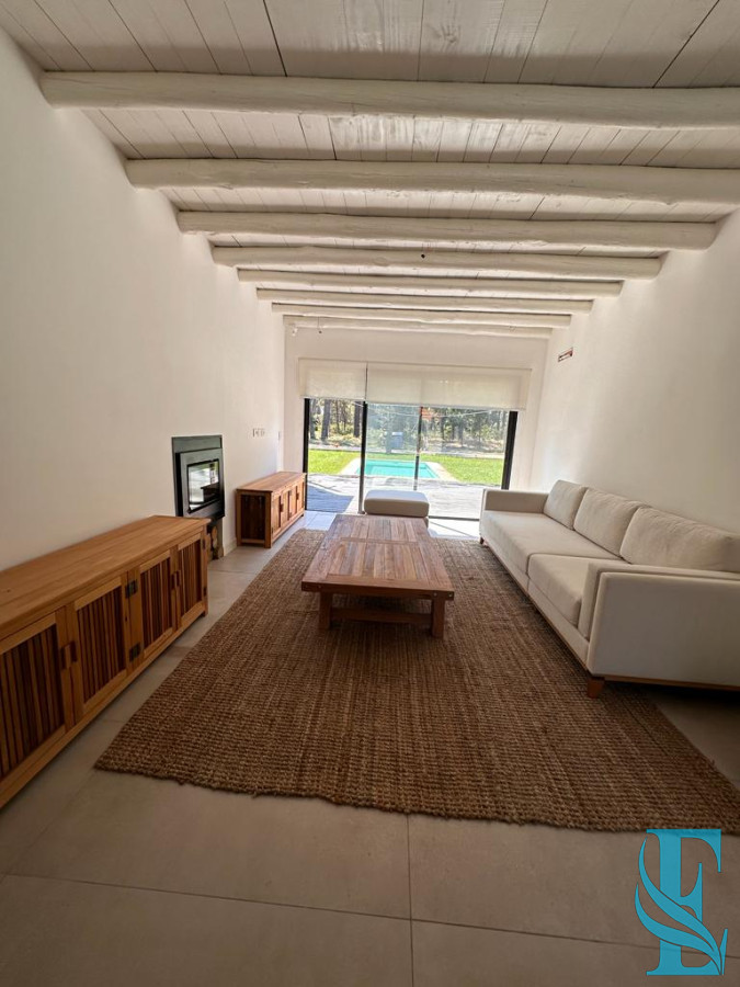 Casa ID.195 - Bosques del Mar  Barrio Privado  Parque Burnett