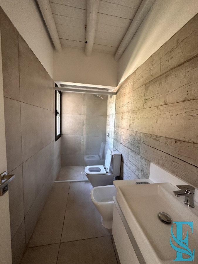 Casa ID.195 - Bosques del Mar  Barrio Privado  Parque Burnett