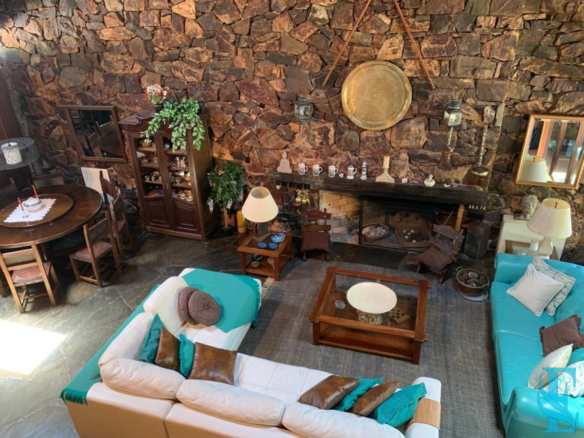 Casa ID.196 - Casa en venta Avenida Roosevelt, Punta del Este 4 dormitorios .