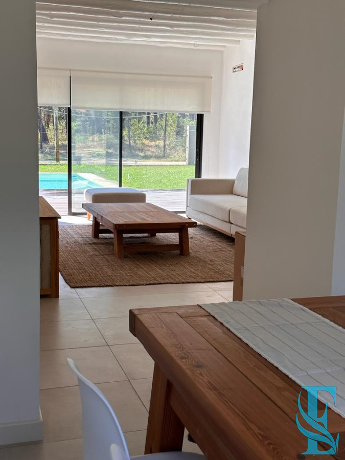 Casa ID.195 - Bosques del Mar  Barrio Privado  Parque Burnett