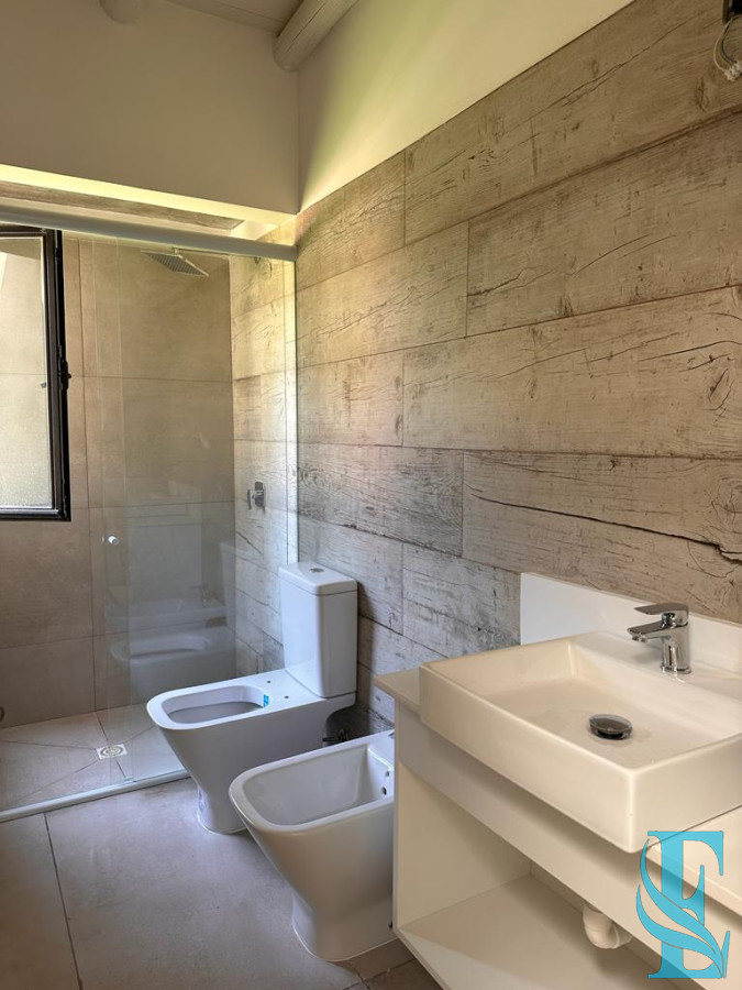 Casa ID.195 - Bosques del Mar  Barrio Privado  Parque Burnett