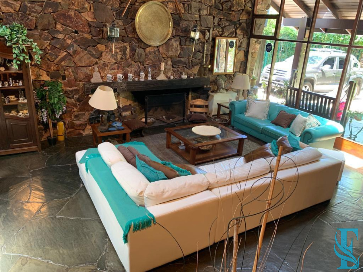 Casa ID.196 - Casa en venta Avenida Roosevelt, Punta del Este 4 dormitorios .