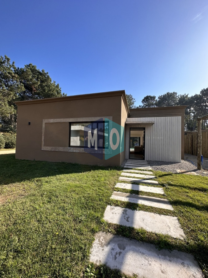 Casa ID.731 - Bosques del Mar  Barrio Privado  Parque Burnett