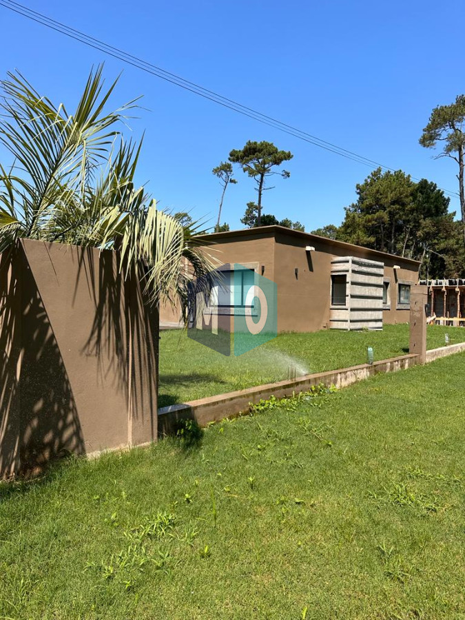 Casa ID.731 - Bosques del Mar  Barrio Privado  Parque Burnett