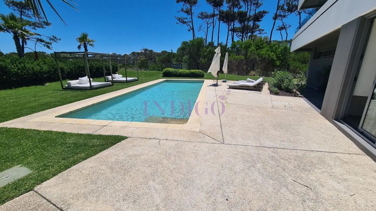 Apartamento Ref.939 - Venta y Alquiler de Apartamento 4 dormitorios, Punta del Este, Uruguay