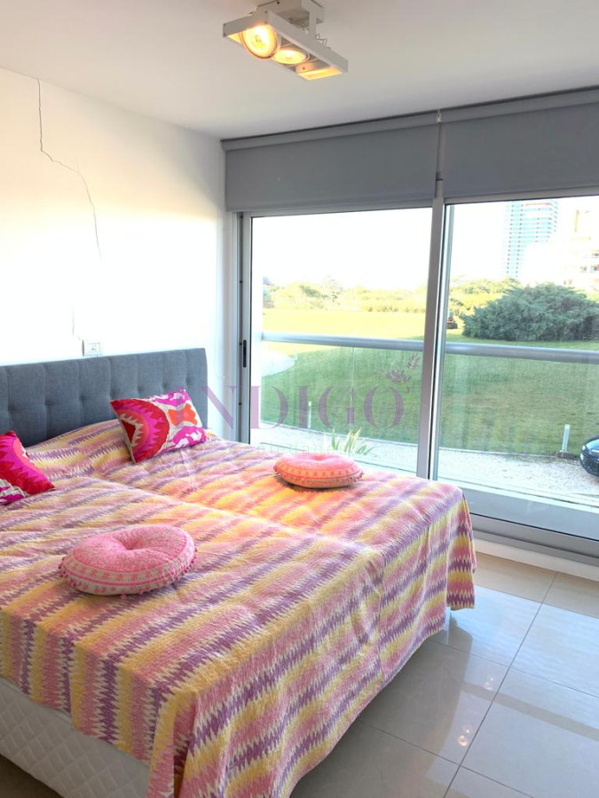 Apartamento Ref.25 - Apartamento en venta y alquiler, enfrente a la playa Brava
