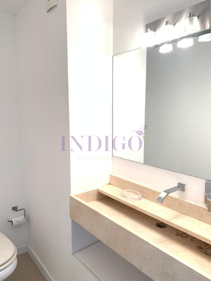 Apartamento Ref.25 - Apartamento en venta y alquiler, enfrente a la playa Brava
