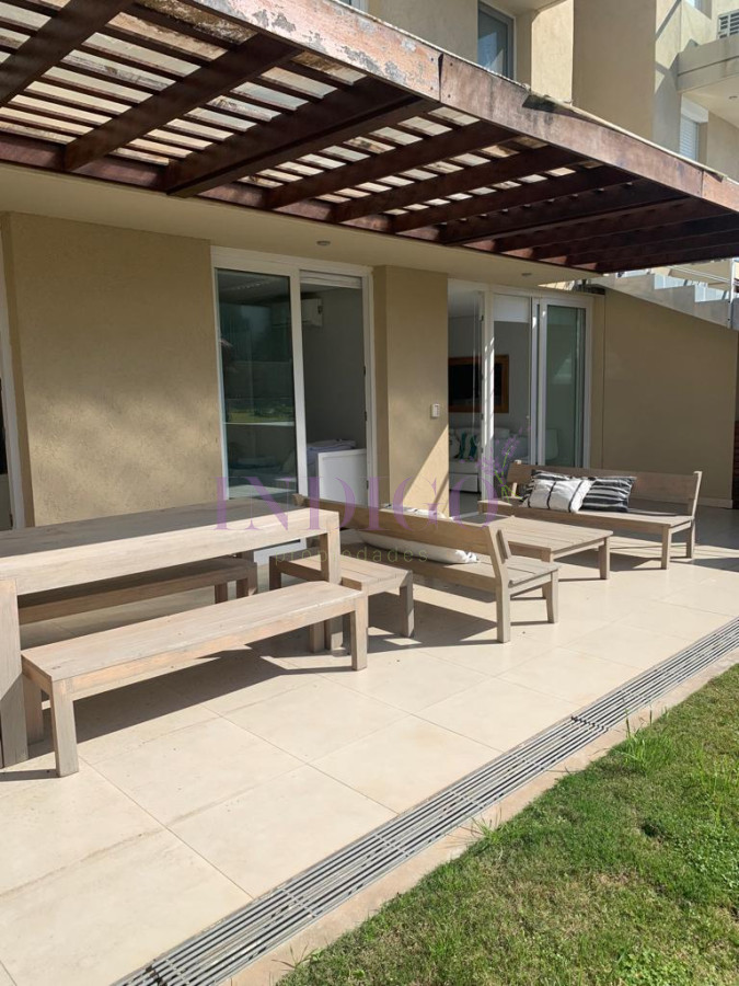 Apartamento Ref.882 - Departamento en alquiler la barra