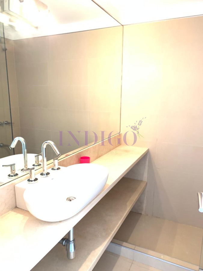 Apartamento Ref.25 - Apartamento en venta y alquiler, enfrente a la playa Brava