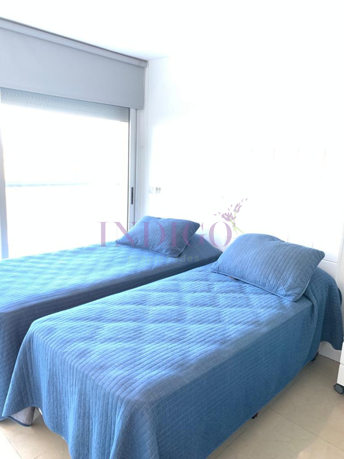 Apartamento Ref.25 - Apartamento en venta y alquiler, enfrente a la playa Brava