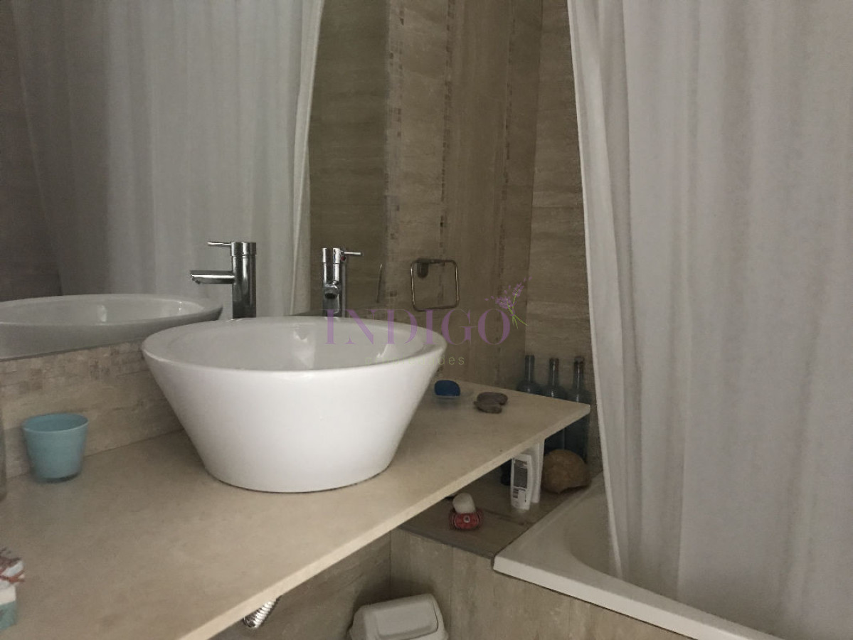 Apartamento Ref.221 - Apartamento en alquiler , La Barra, 2 dormitorios .