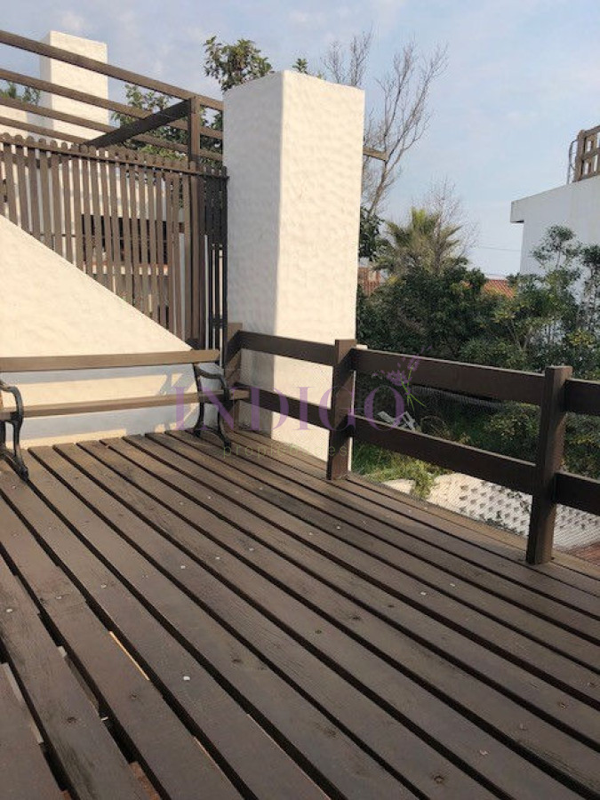 Apartamento Ref.298 - Departamento en alquiler en  La Barra, 2 dormitorios .