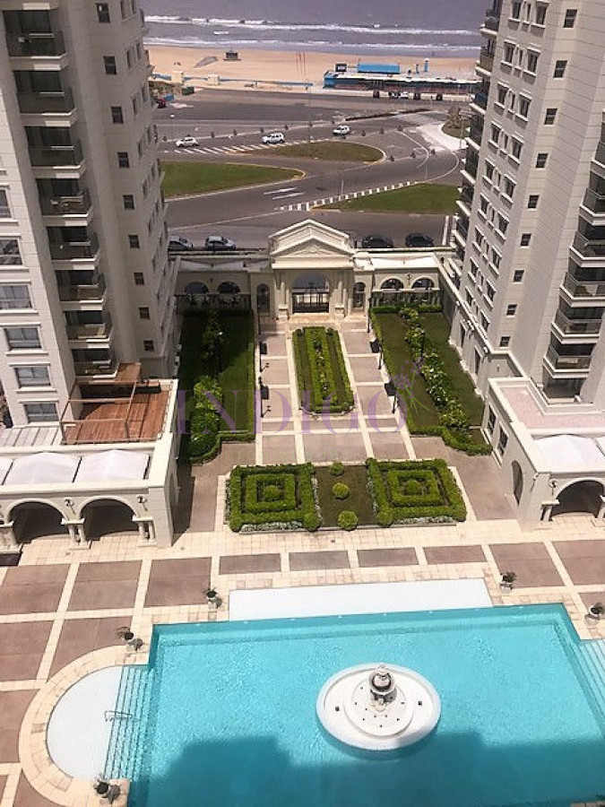 Apartamento en Peninsula, 3 dormitorios *
