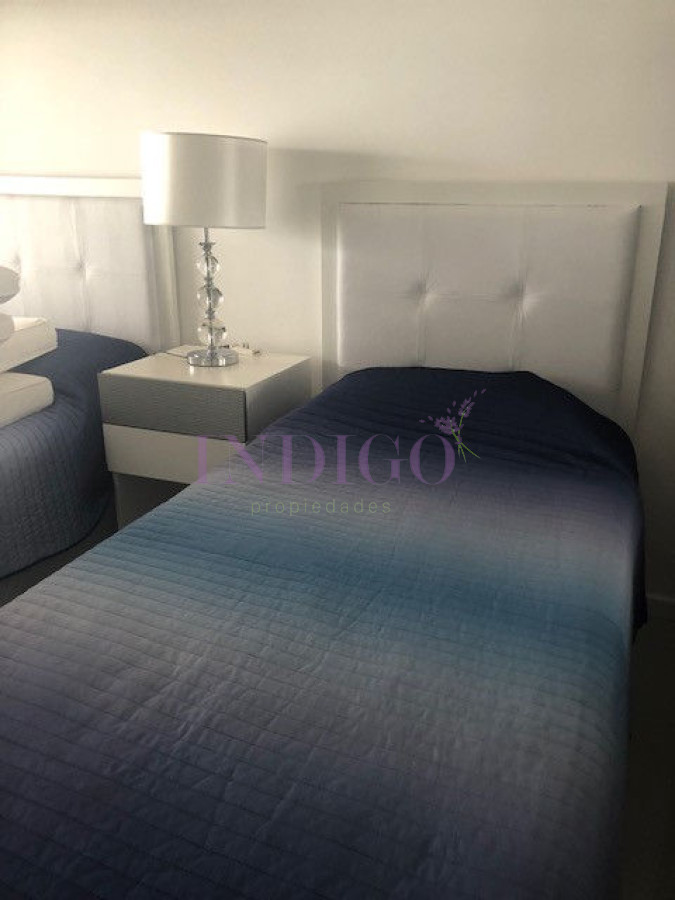 Apartamento Ref.361 - Departamento en alquiler en Icon Brava, 2 dormitorios , 2 baños.