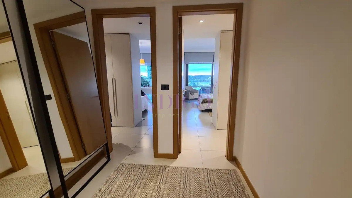 Apartamento Ref.939 - Venta y Alquiler de Apartamento 4 dormitorios, Punta del Este, Uruguay