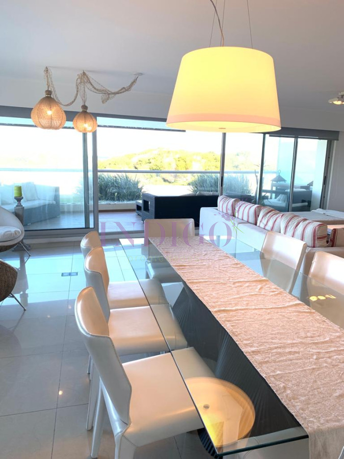 Apartamento Ref.25 - Apartamento en venta y alquiler, enfrente a la playa Brava