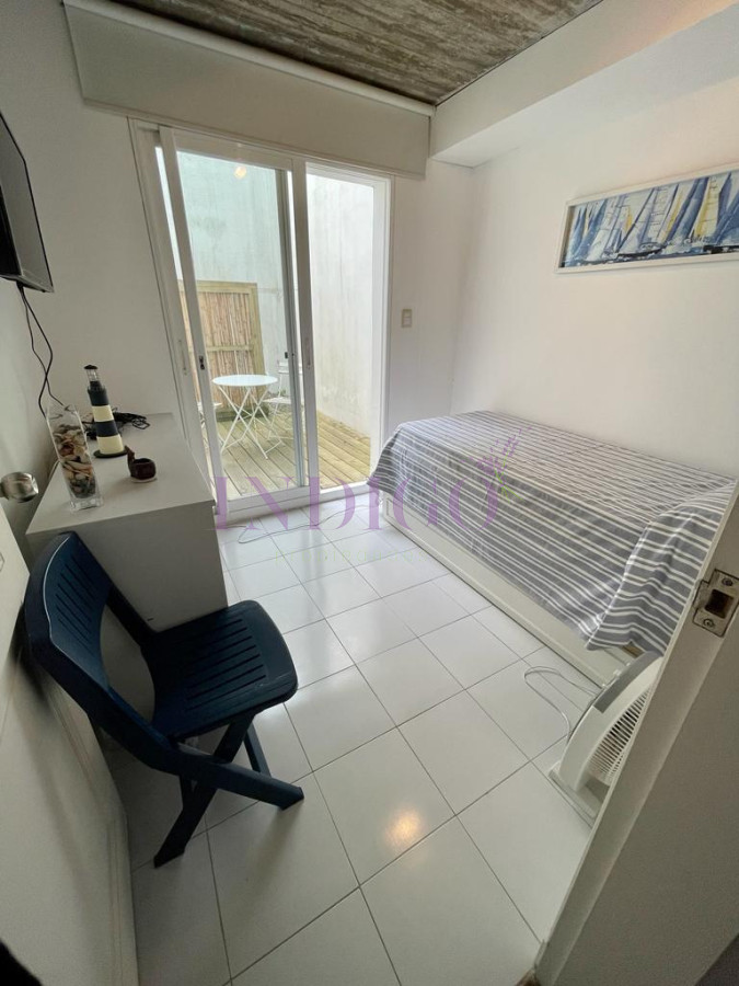 Apartamento Ref.448 - Venta, La Barra, 5 ambientes, con parrillero.