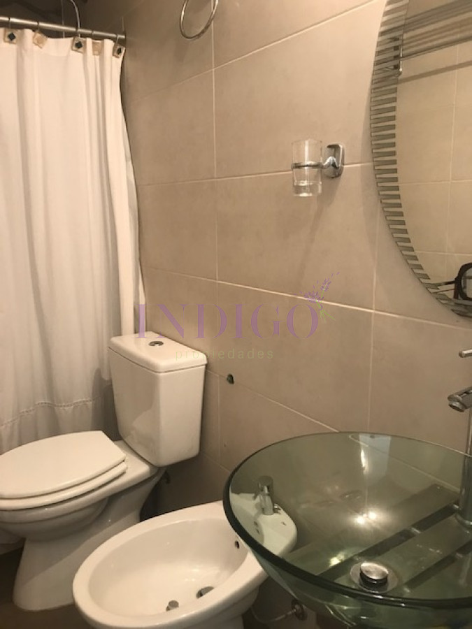 Apartamento Ref.455 - En venta en la Península, Punta del Este