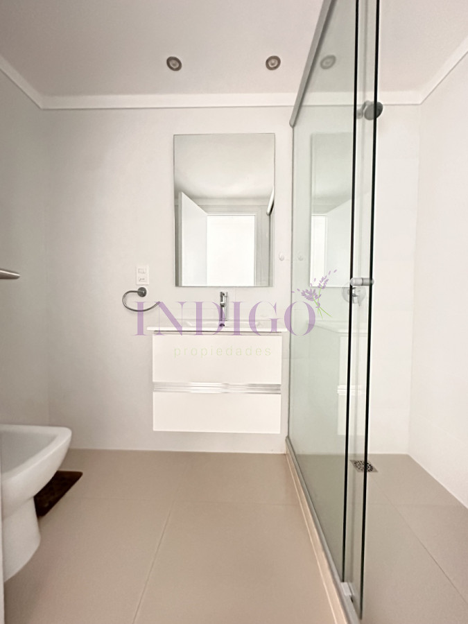 Apartamento Ref.756 - Apartamento en Brava full amenities, muy cómodo con buenos servicios 2 Dormitorios y 2 Baños