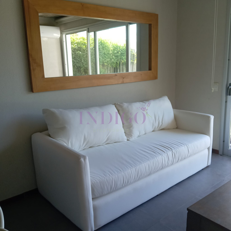 Apartamento Ref.43 - Alquiler en Manantiales, 3 cuartos con parrilla.